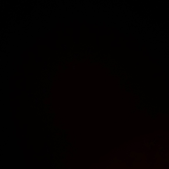 Chic Black Quilted Crossbody Bag with Gold Chain - Picture 4 of 4